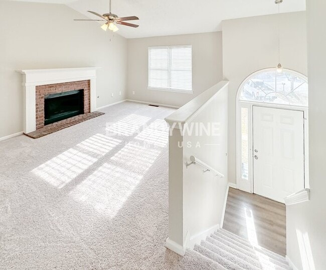 Photo - 431 Churchill Ct