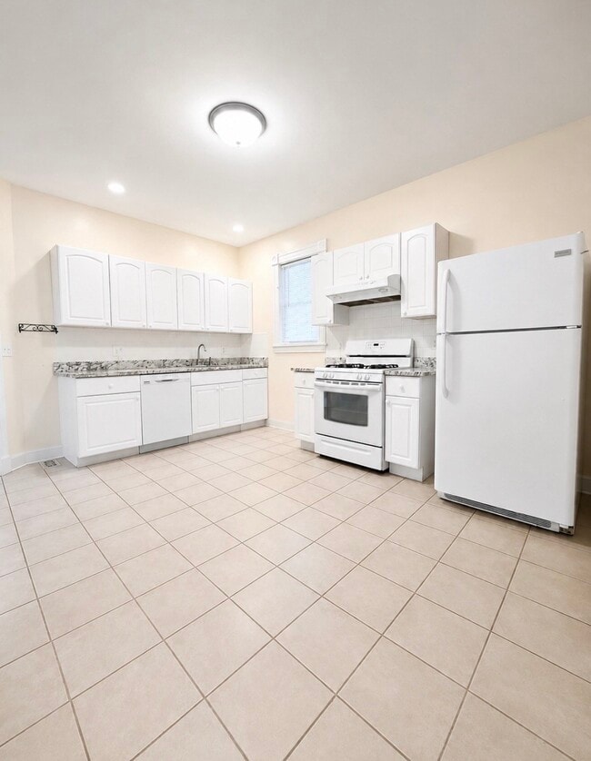 9-11 Corwin St Unit 9
