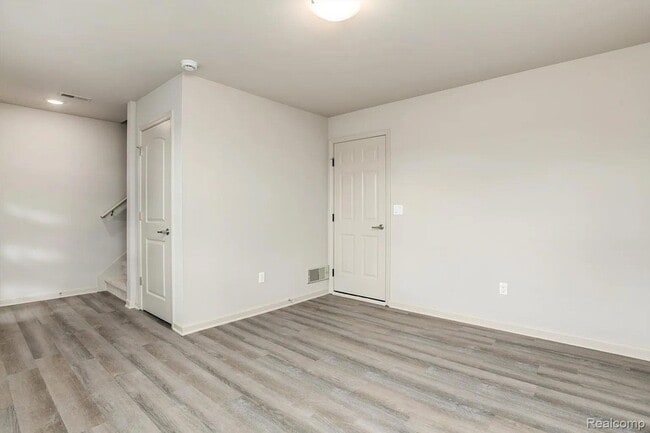 Photo - 2151 Park Dr