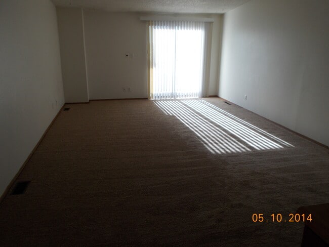 Photo - 6236 Pontiac St