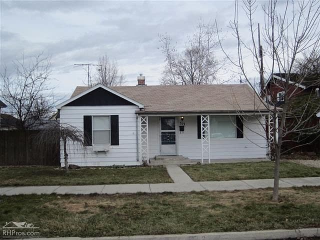 Building Photo - 513 Everett St