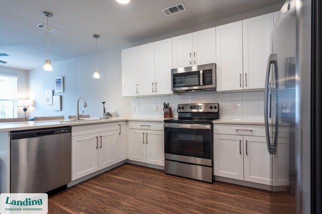 Photo - 15950 Chase Hill Blvd Unidad 3405