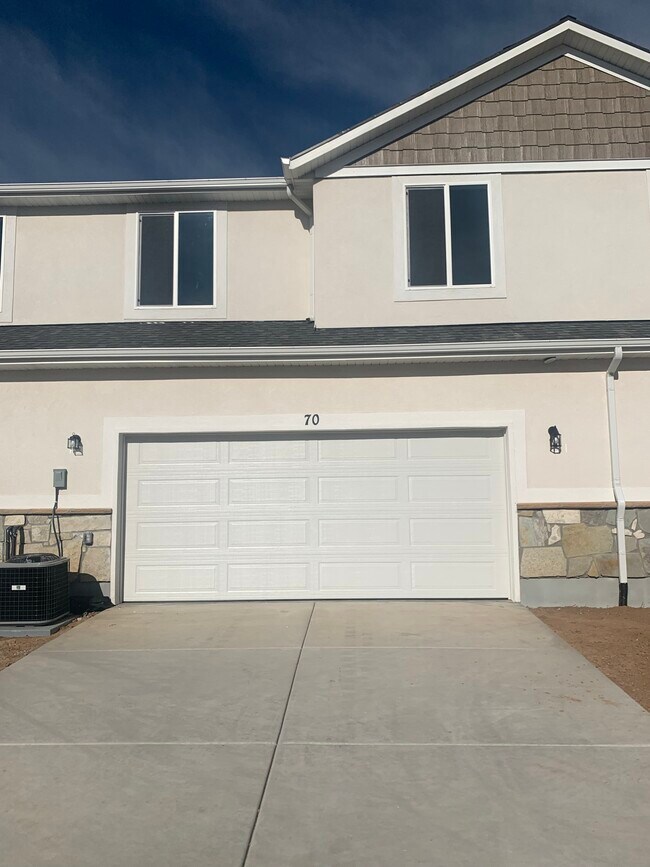 Photo - 70 E Ginger Gold Rd