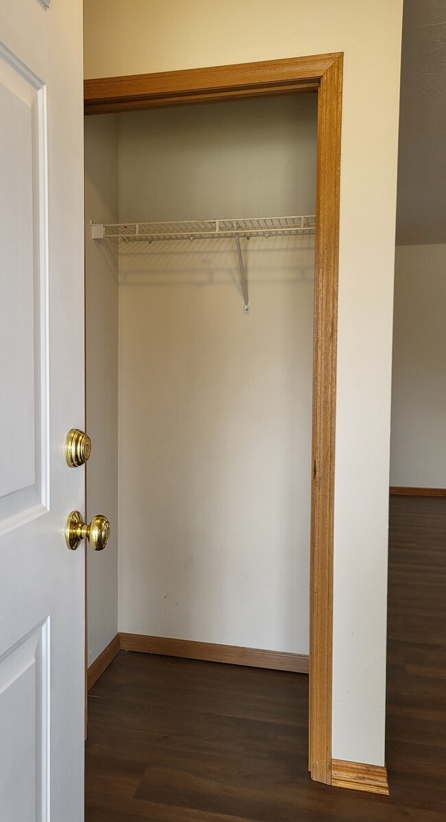 Coat Closet - 2675 N National Ave