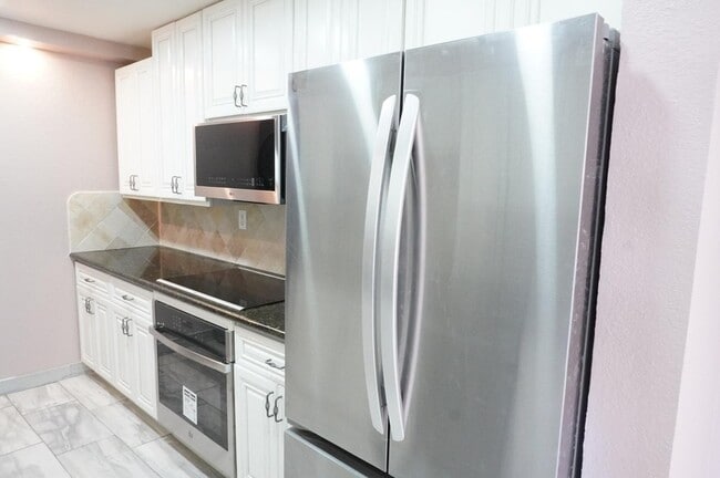 Photo - 10444 N 69th St Unit 107