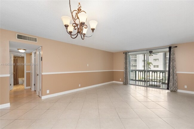 Photo - 301 NE 14th Ave Unit 307