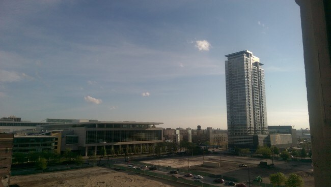 Photo - 320 E 21st St Unidad 614