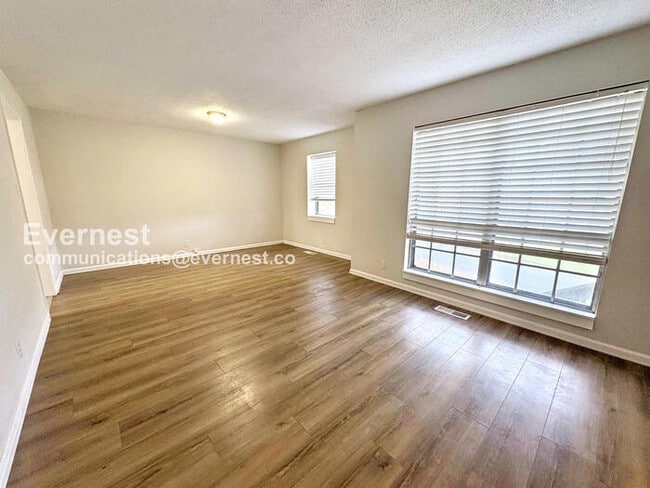 Photo - 434 Hillside Rd