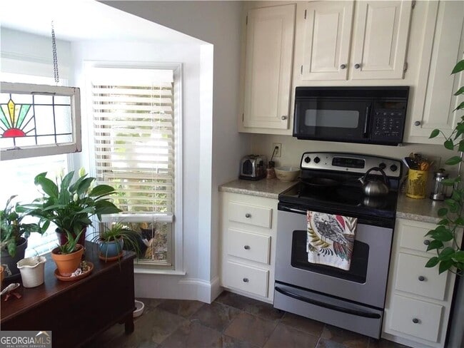 Photo - 410 Forestgate Ct