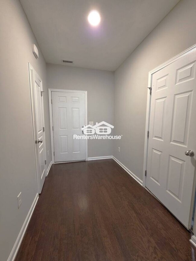 Photo - Beautiful 3-bedroom townhome in North Rale...