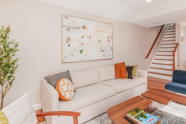 Photo - 99 W Circular St Unit SI ID1388803P