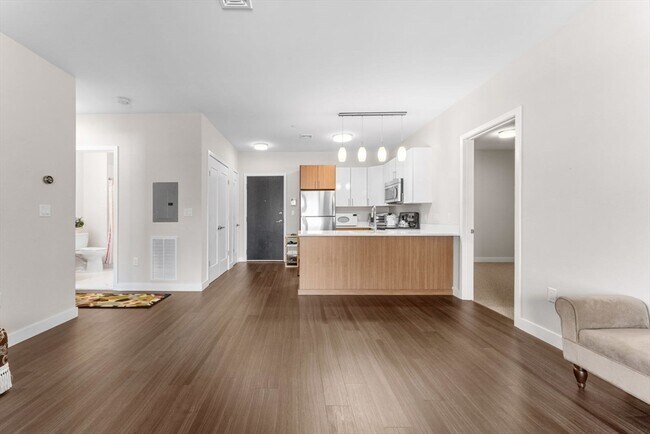 Photo - 999 Hancock St Unit 306