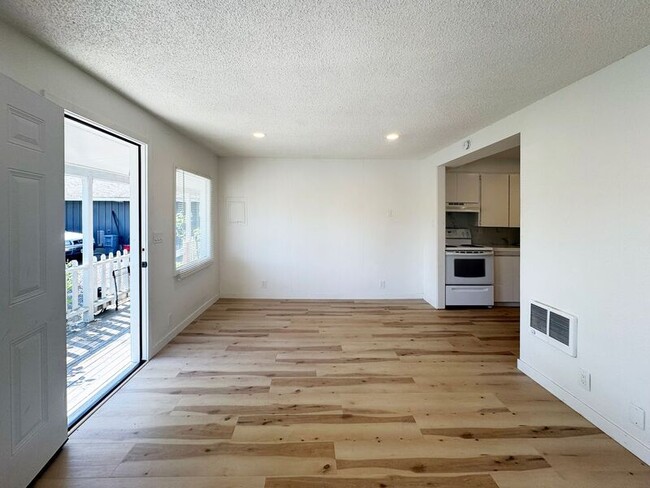 Photo - 2210 W 19th Ave