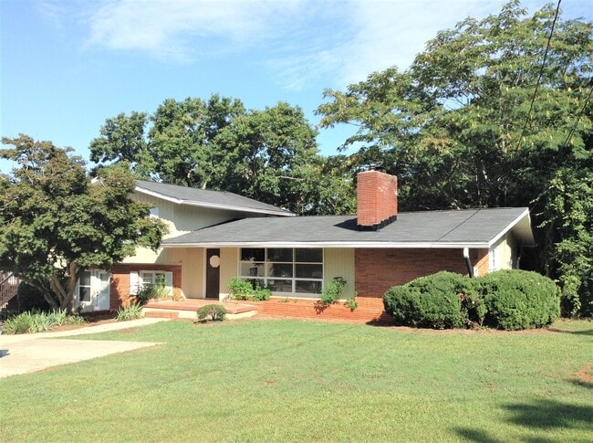 5br House off S. Milledge (Fall 2025 Pre-L... - 5br House off S. Milledge (Fall 2025 Pre-L...