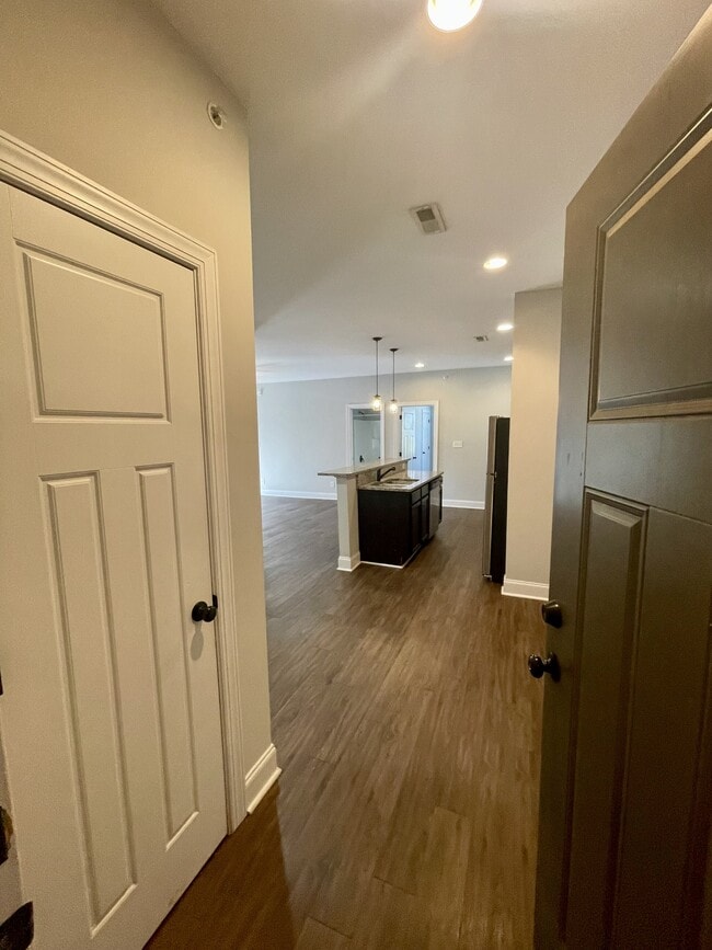 Building Photo - 120 Portico Street Rental