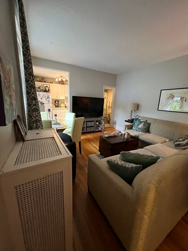 Photo - 120 Sutherland Rd Condo Unit 2