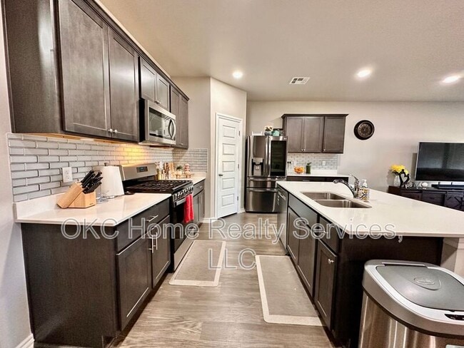 Photo - 10341 NW 26th St