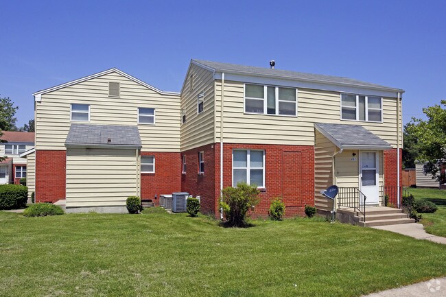 Golfview Village