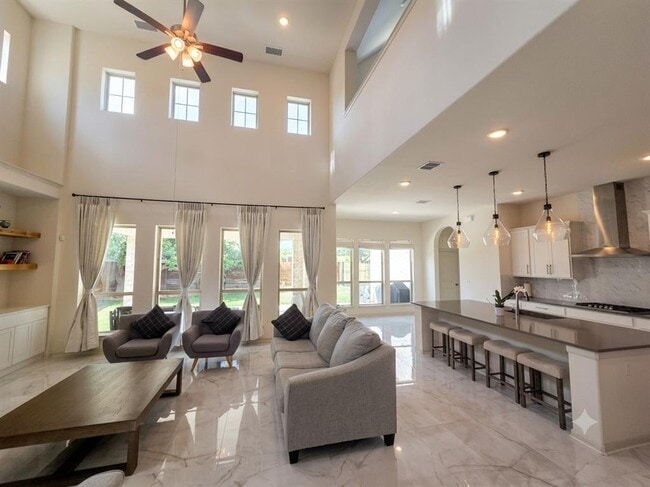 Photo - 17005 Sanglier Dr