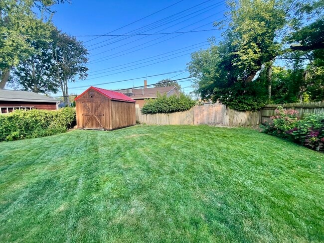 Photo - 297 Riverside Dr