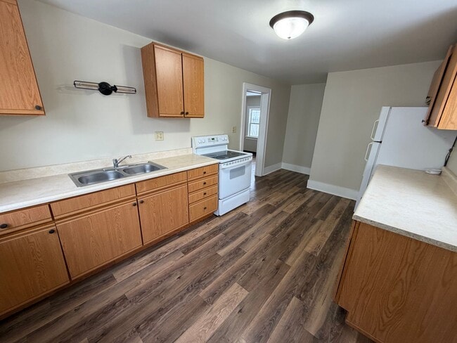 Photo - Vine, 732-734 Unit Vine, 734