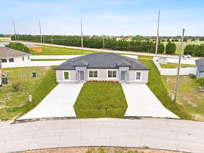 Photo - Modern Living Meets Comfort – Stunning 3 Bed, 2 Bath Home!