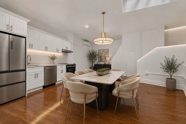 Photo - 702 Greenwich St Unidad 1