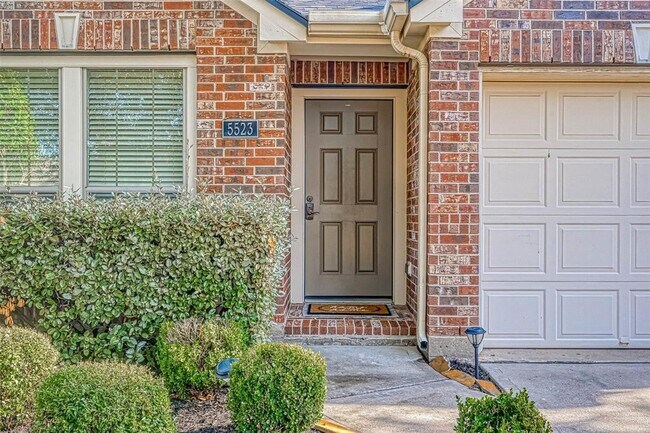 Photo - 5523 Stoneridge Ct