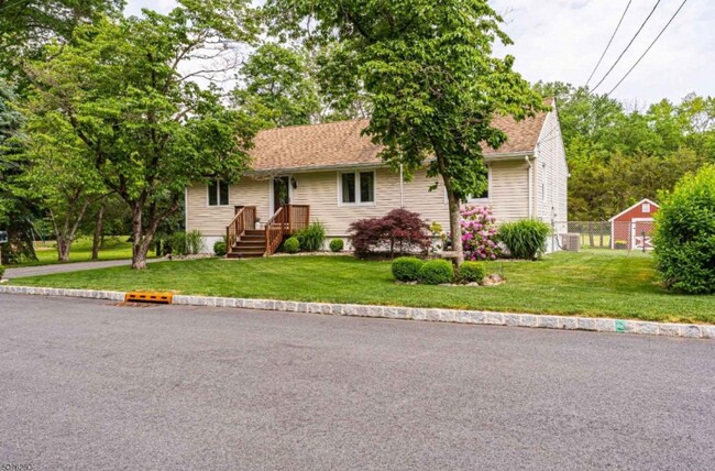 31 Elm Ave
