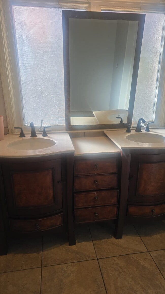 Photo - 1815 Watercrest Cir
