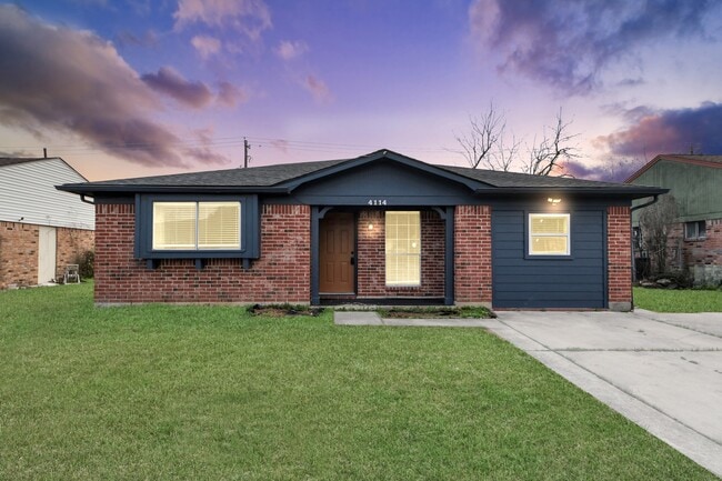Building Photo - 4114 Fairgreen Ln