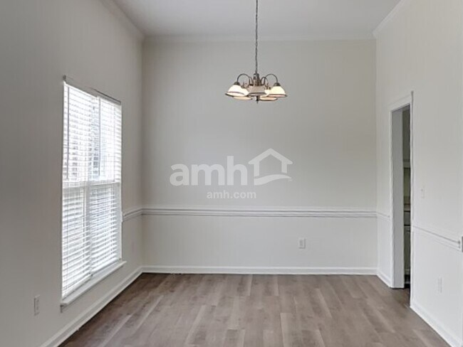 Photo - 2839 Oakglade Ct