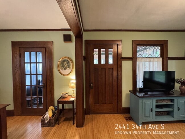 Photo - 2441 34th Ave S