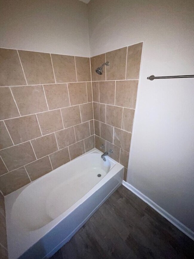 1547-1547 La Annie Dr Unit La Annie Dr, 1545 - Unit 1