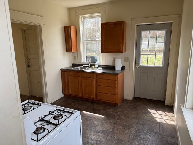 Photo - 100 Brook St Unidad 1