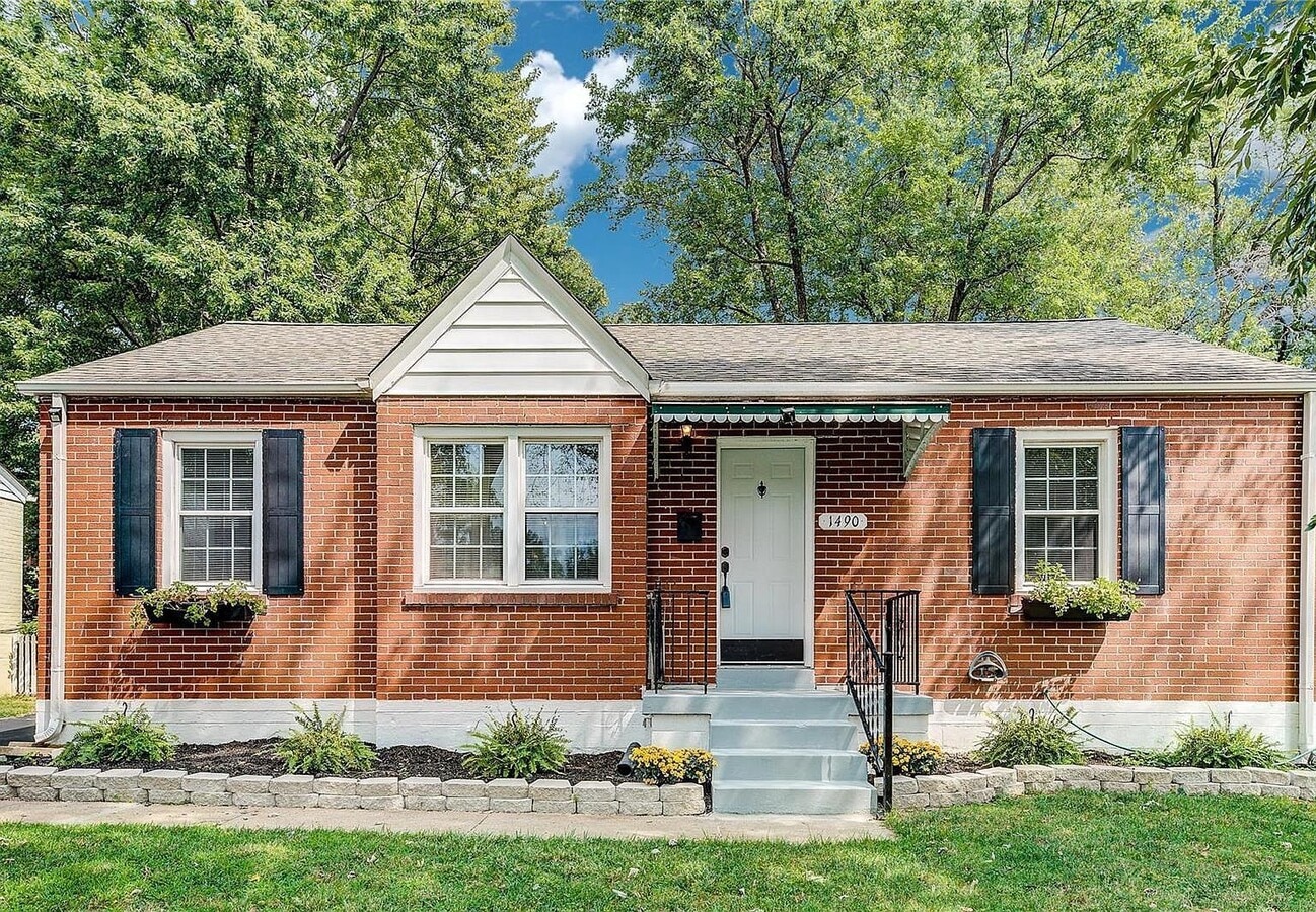 Photo - 1490 E Duchesne Dr