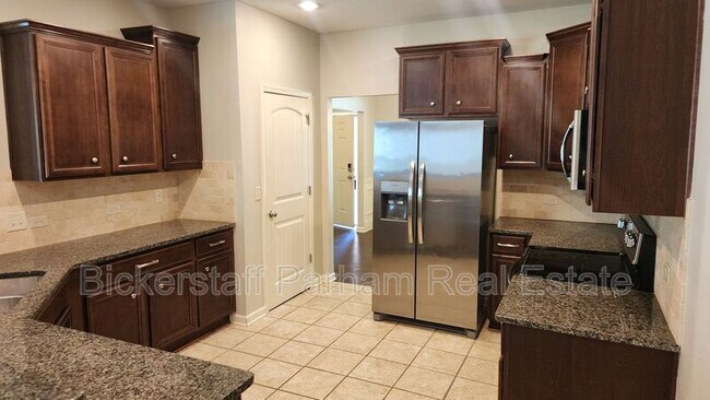 Photo - 7426 Sorrel Ct