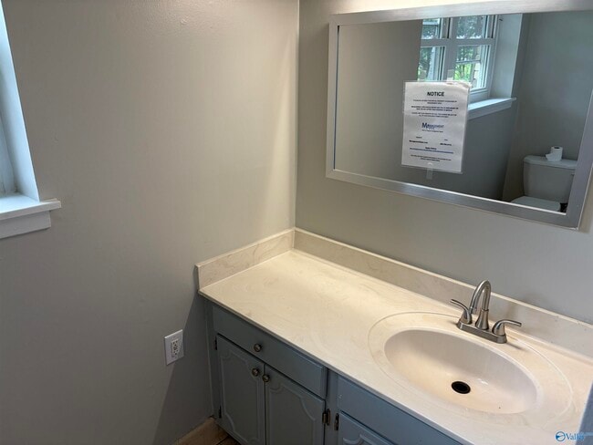 Photo - 2109 Villaret Dr SW