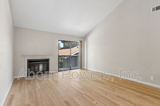 Photo - 3180 Country Club Dr