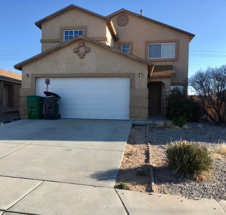 Photo - 6137 Vaughn Dr NE