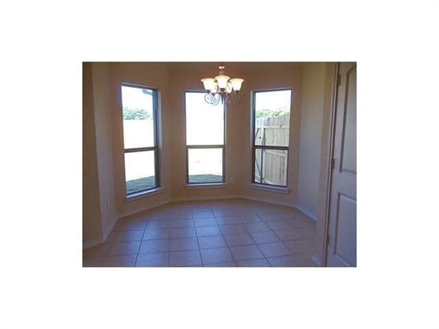 Photo - 341 Ferndale Pl