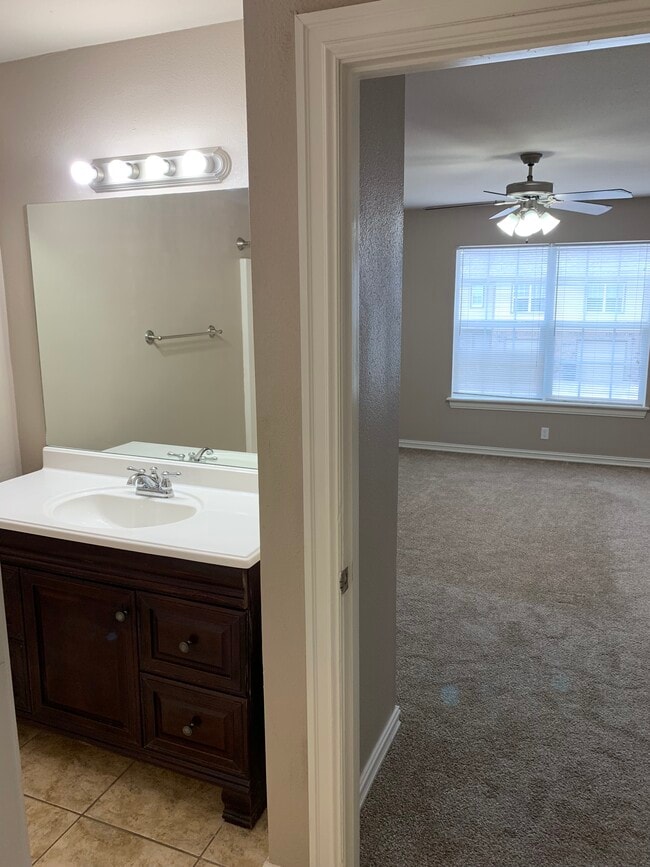 Photo - 3406 E Fairmont Pl