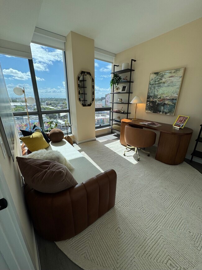 Photo - 259 NW 27th St Unit B2