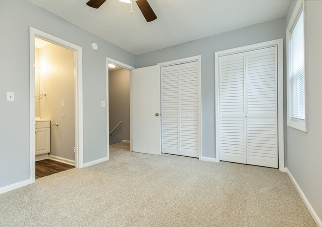 Dormitorio alternativo 2.2 - Palmetto Square Apartments