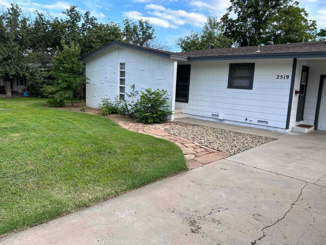 Photo - 2519 Tcu Ave