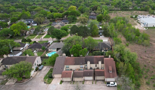 Building Photo - 14211 Briarsage Ct Rental