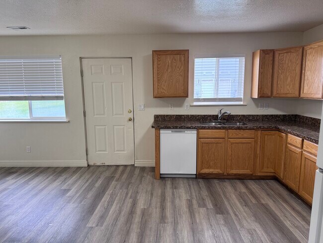Photo - 2505 W 450 N
