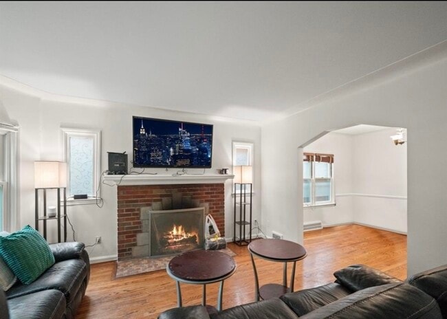 Photo - 18 Woodward Heights Blvd