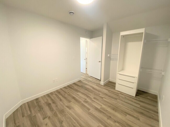 Photo - 9905 151 St NW Unit BSMT 1