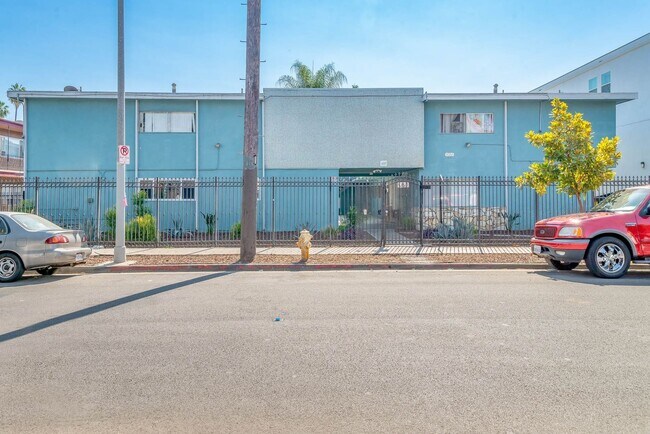 Photo - Delano Court Apartments